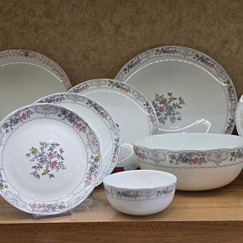 سرویس 26 پارچه گلدار الیو برند گلدن اپال